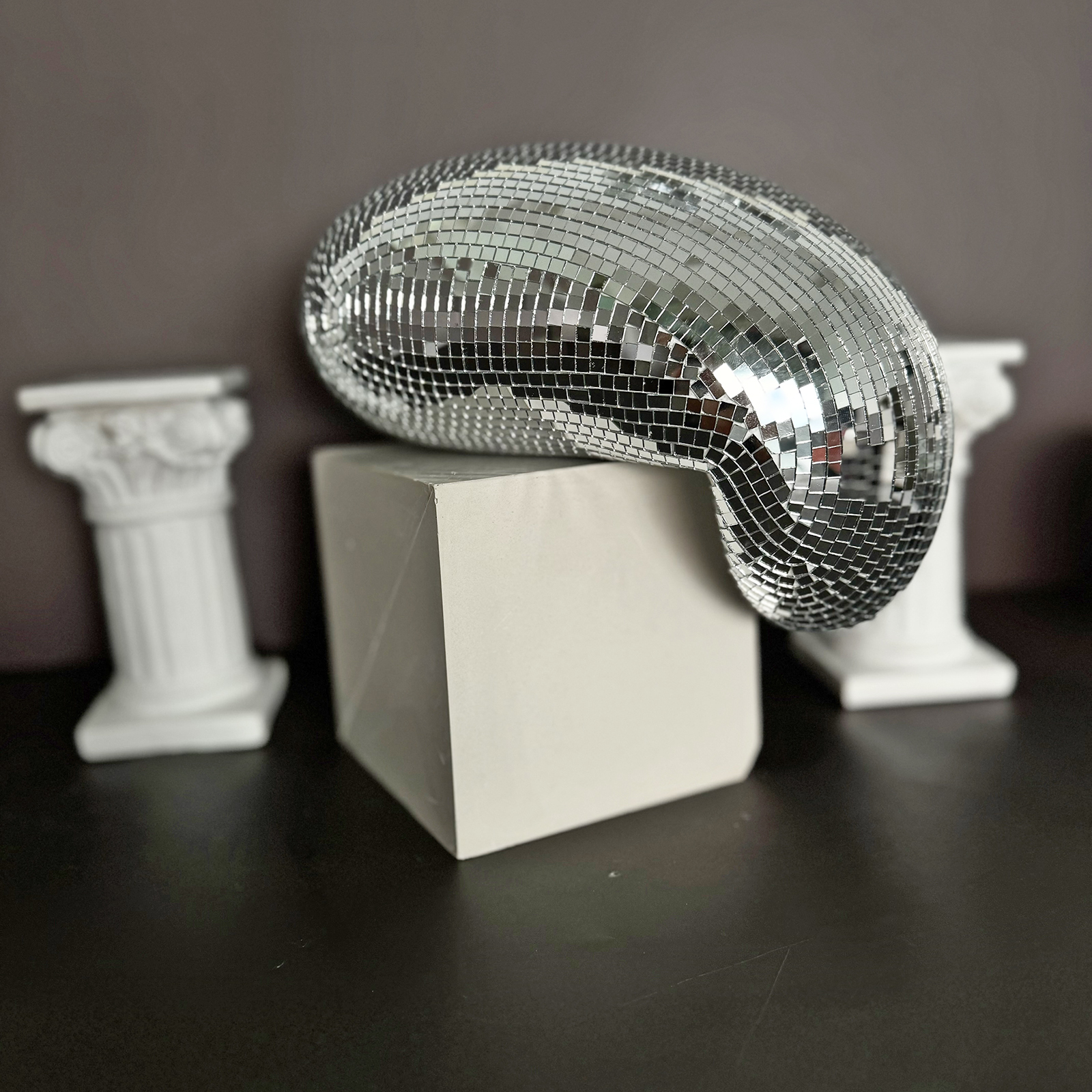 28cm Melted Disco Ball Mirror  - đánh giá và giá Home Decor Y2K