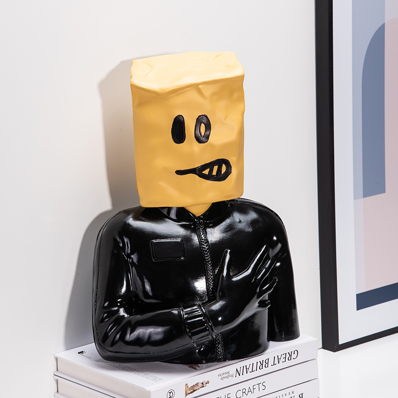 Nordic Home Decor Banksy Statu - đánh giá và giá Home Decor Y2K