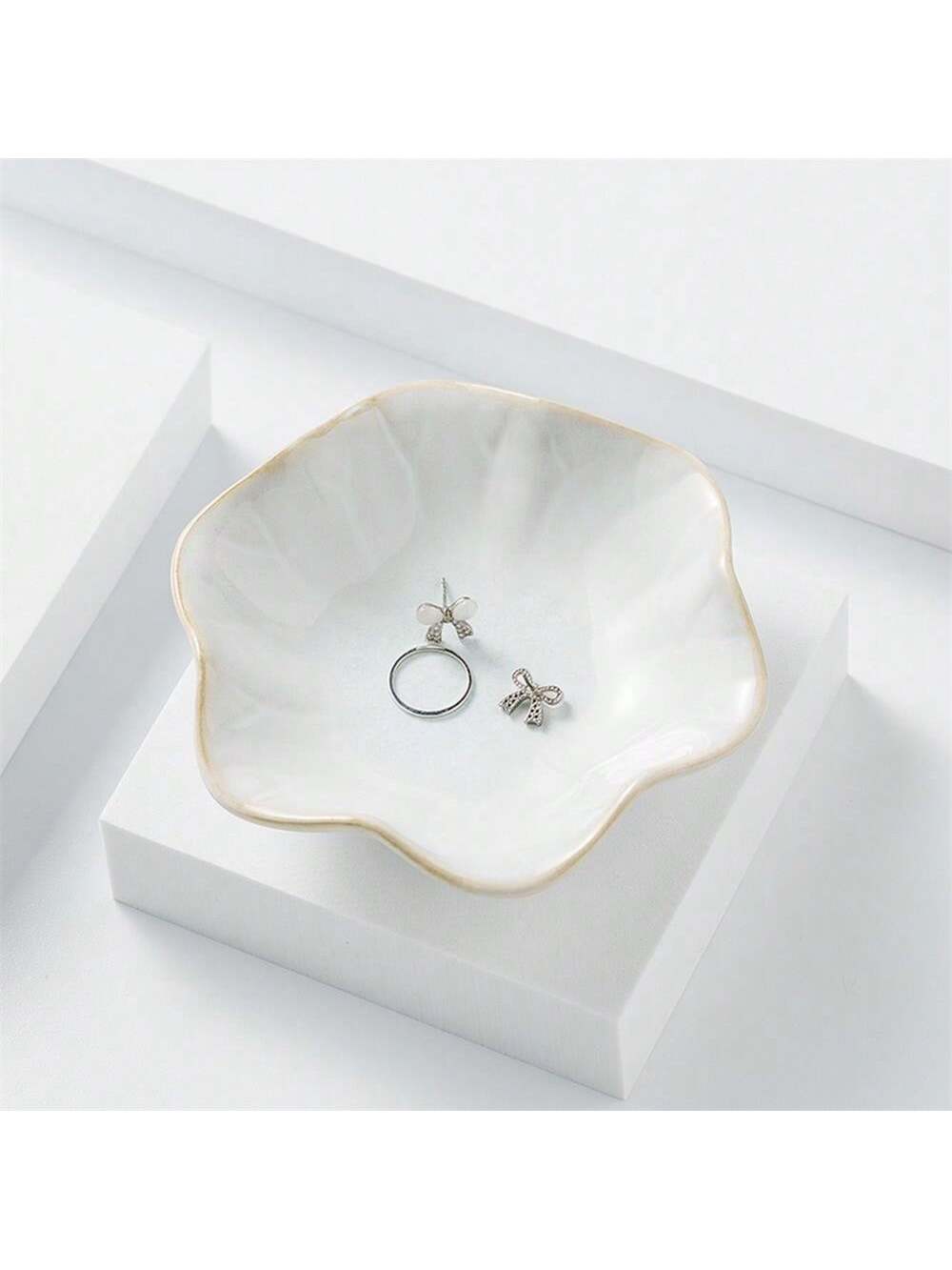 1 pc Ceramic petal shaped jewe - đánh giá và giá Ceramic Trinket Dish