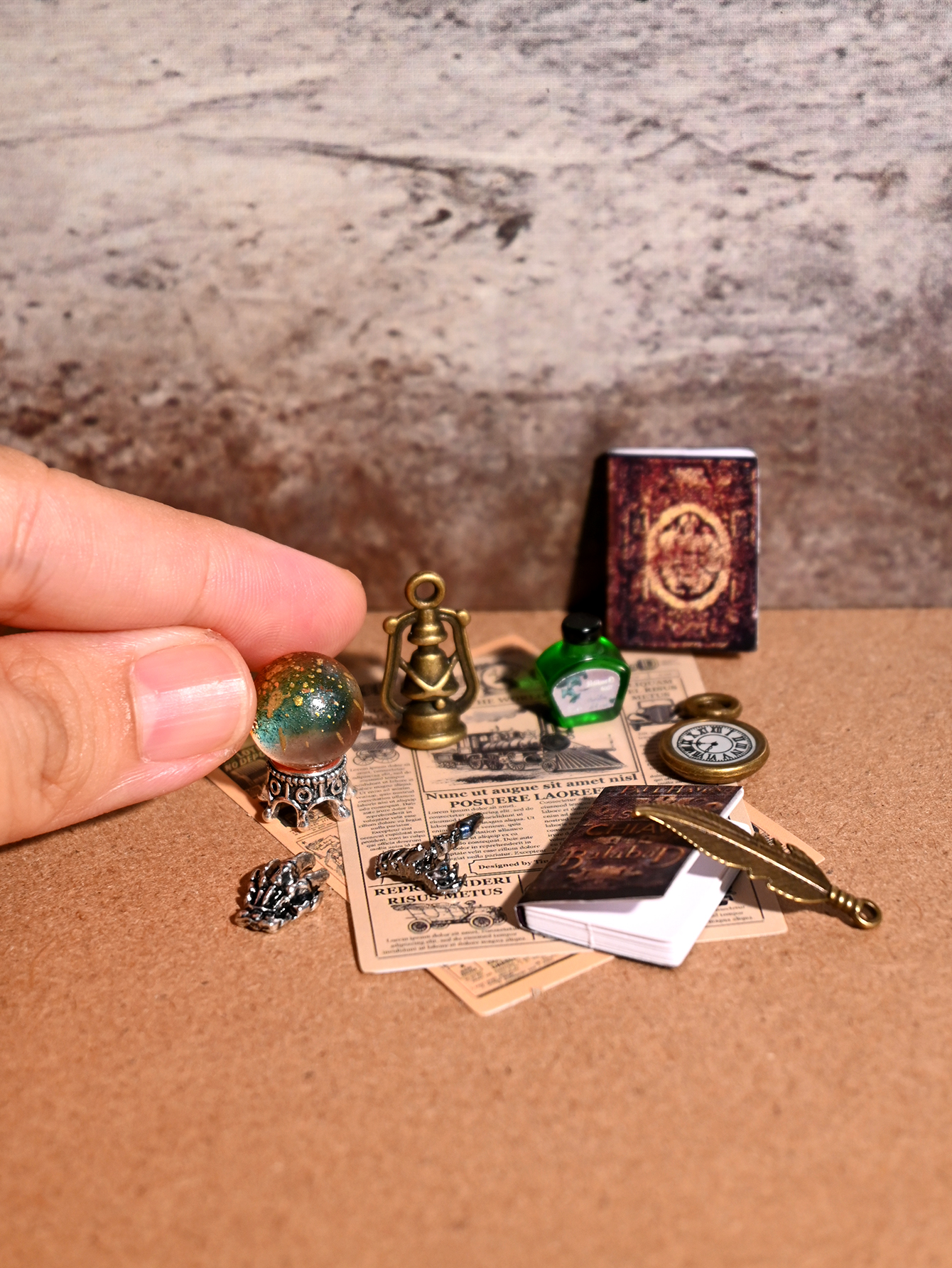 Miniature Replica Magic Vintag - đánh giá và giá Home Decor Company
