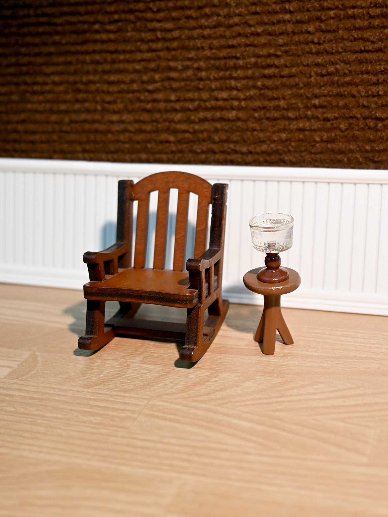 Miniature Rocking Chair, Minia - đánh giá và giá Home Decor Company