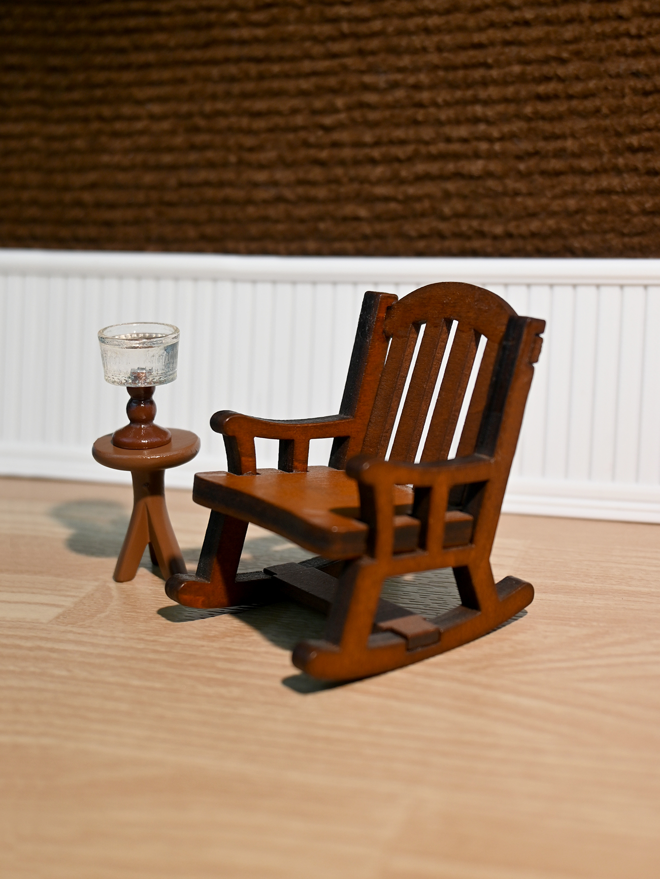 Miniature Rocking Chair, Minia - đánh giá và giá Home Decor Company