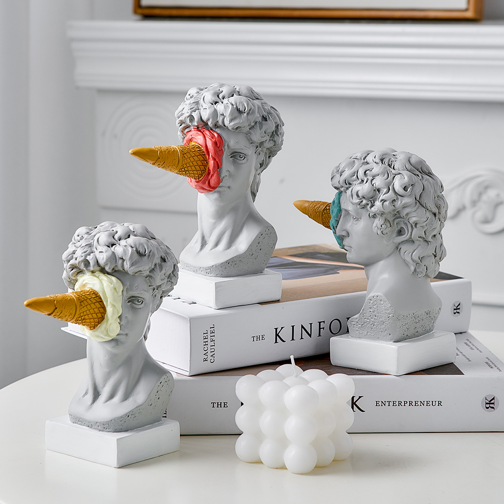 Modern Nordic Figure Ornament  - đánh giá và giá Home Decor Y2K